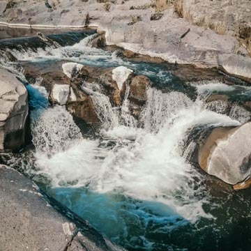Le acque del Fiume Alcantara - Valle Alcantara